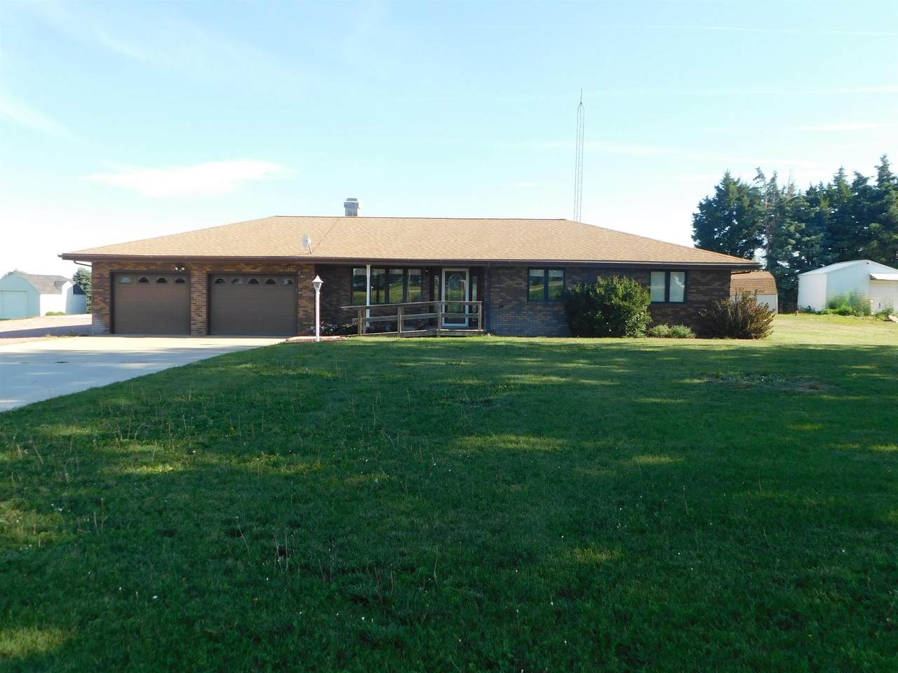 27403 468th Street - Photo 1