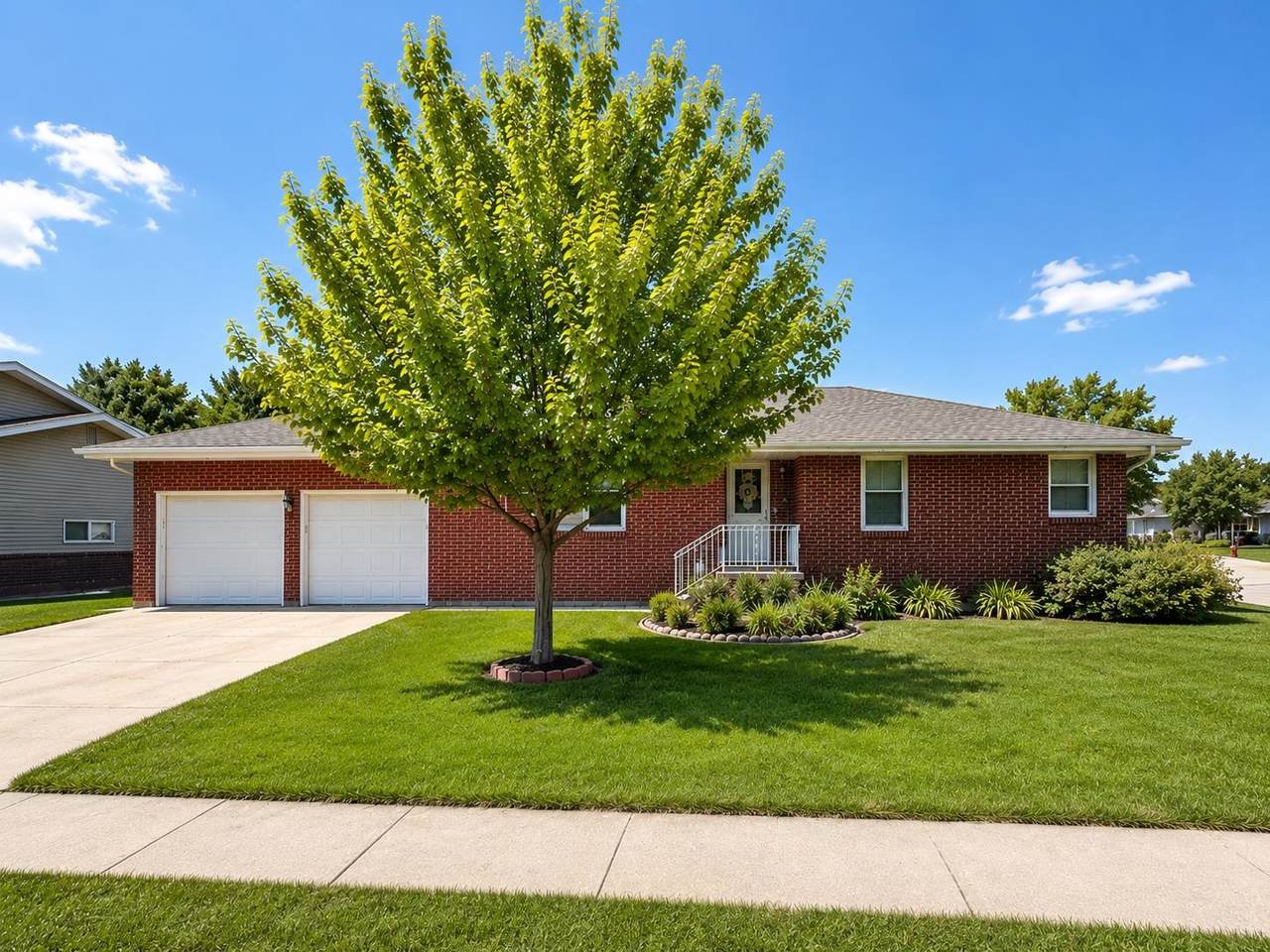 2153 37th Avenue - Photo 1