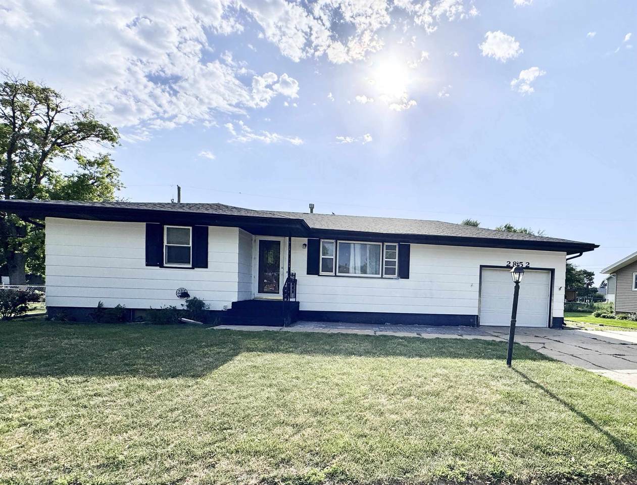 2852 34th Avenue - Photo 1