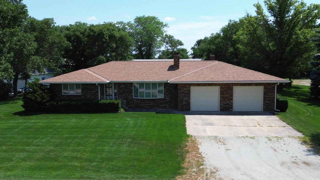 1111 County Road G - Photo 1
