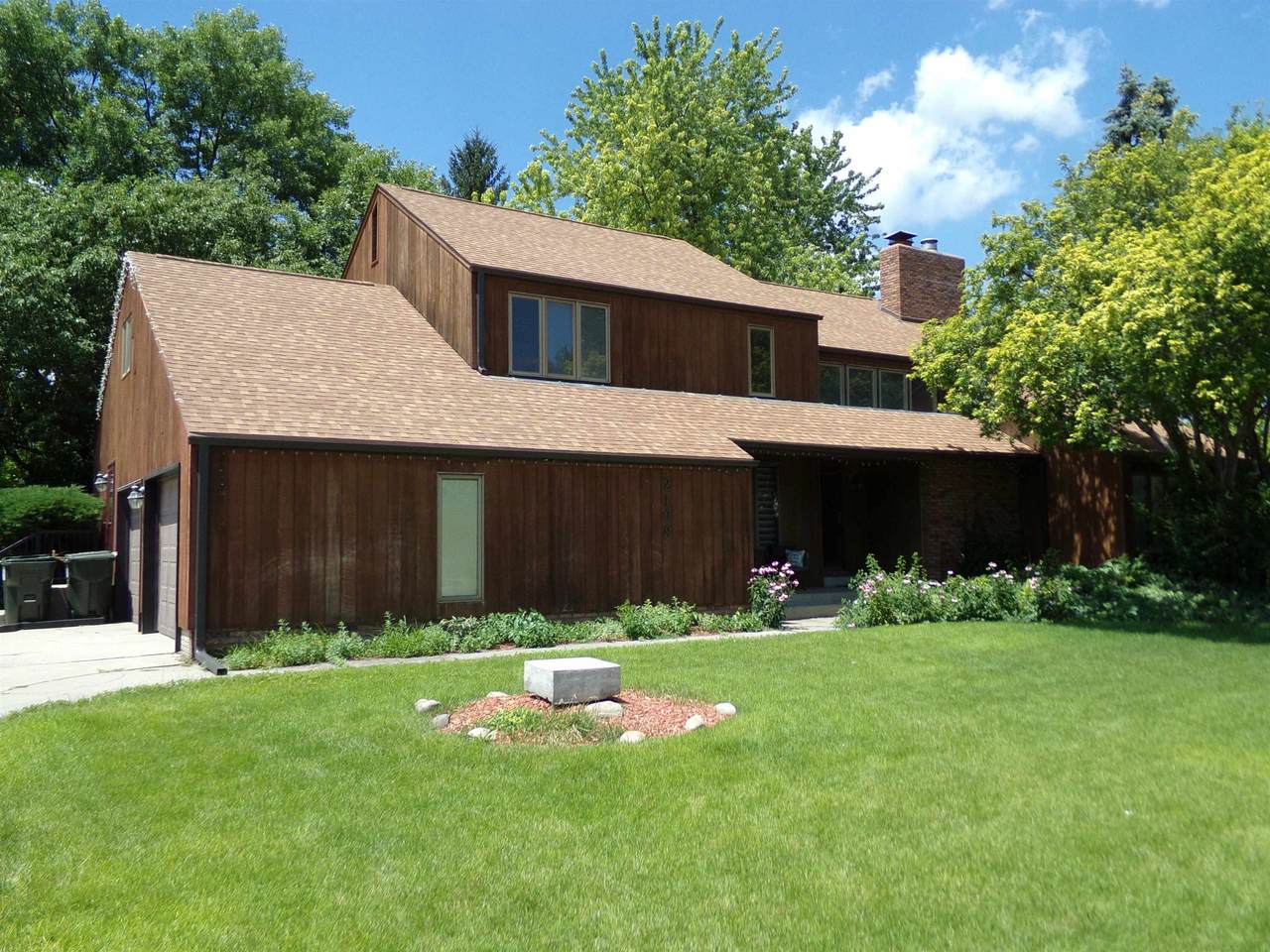 2108 Oak Park Place - Photo 1