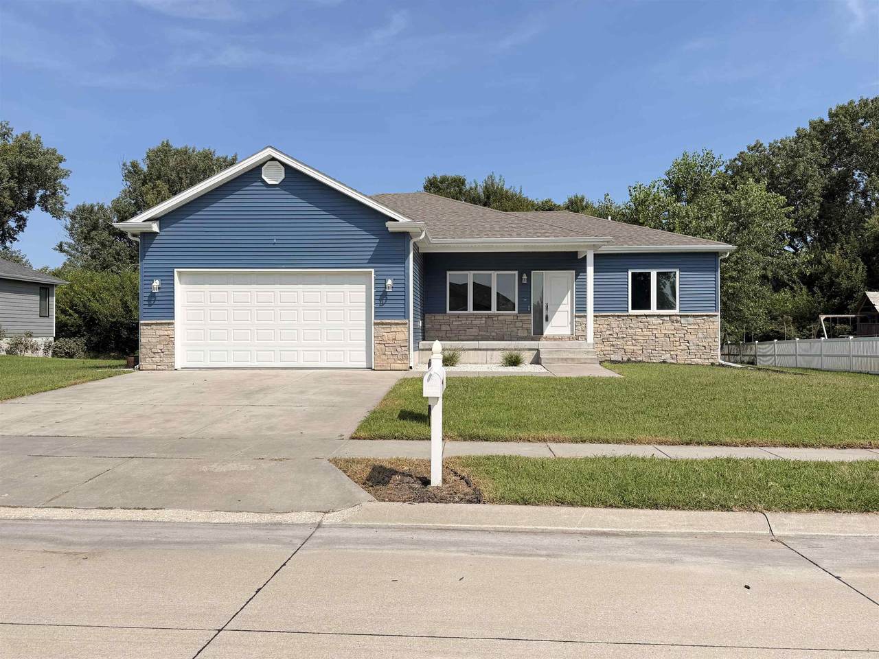 2822 36th Street - Photo 1