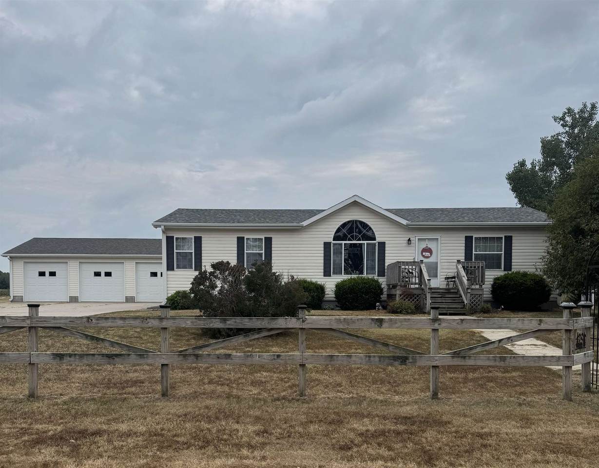 2247 140th Road - Photo 1