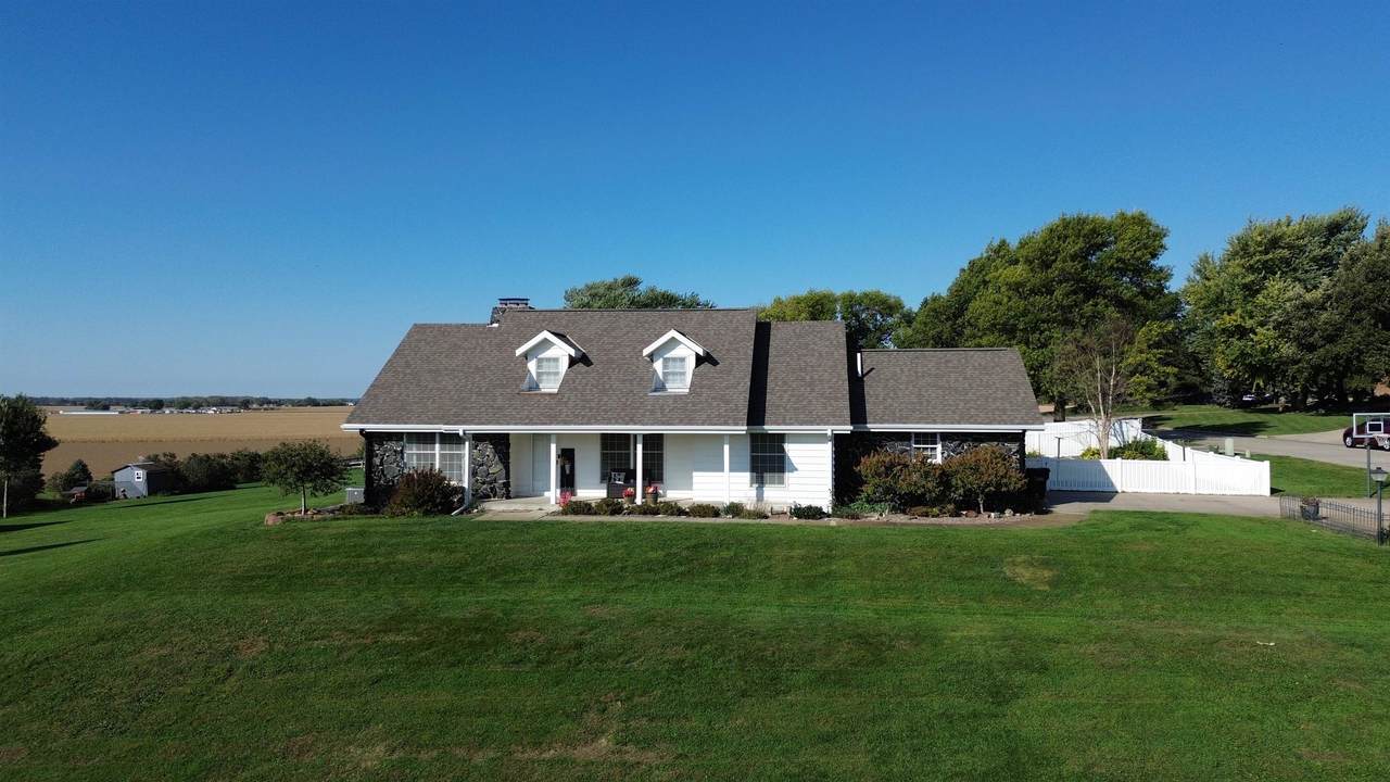 4809 Country Club Drive - Photo 1