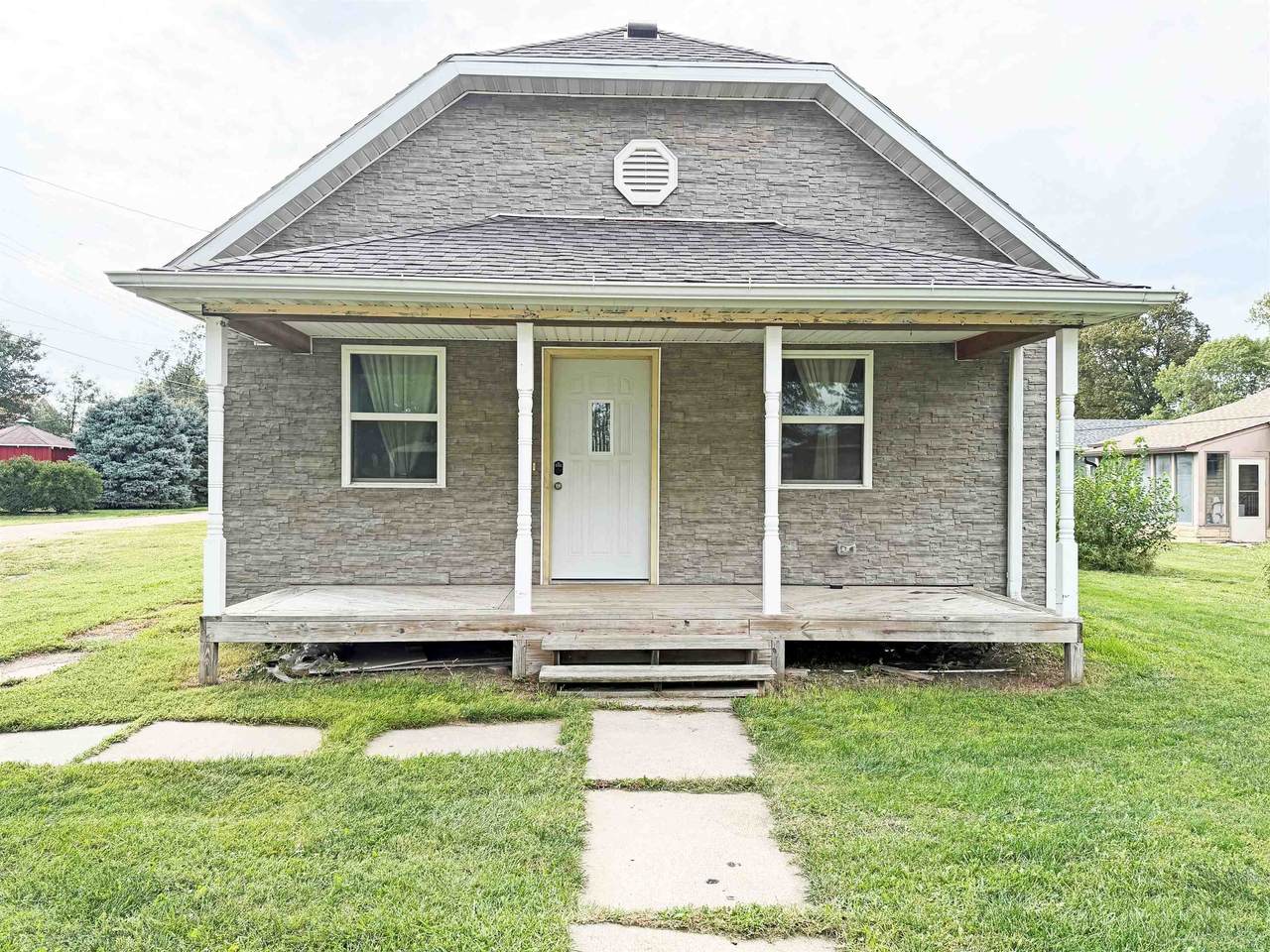 455 Elm Street - Photo 1