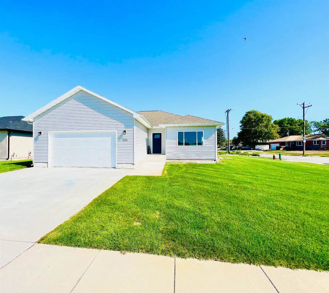 4106 12TH STREET - Photo 1