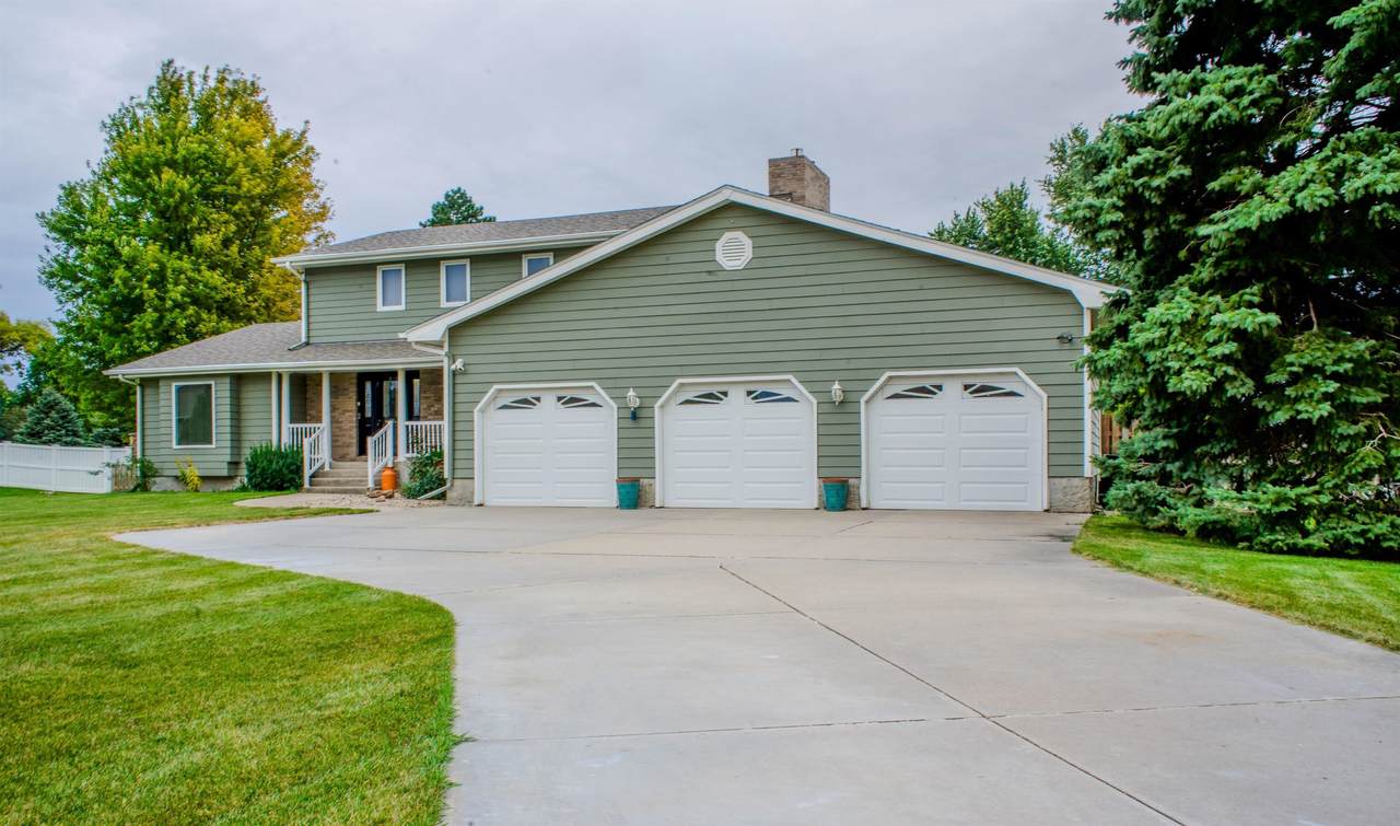 4727 63rd Street - Photo 1