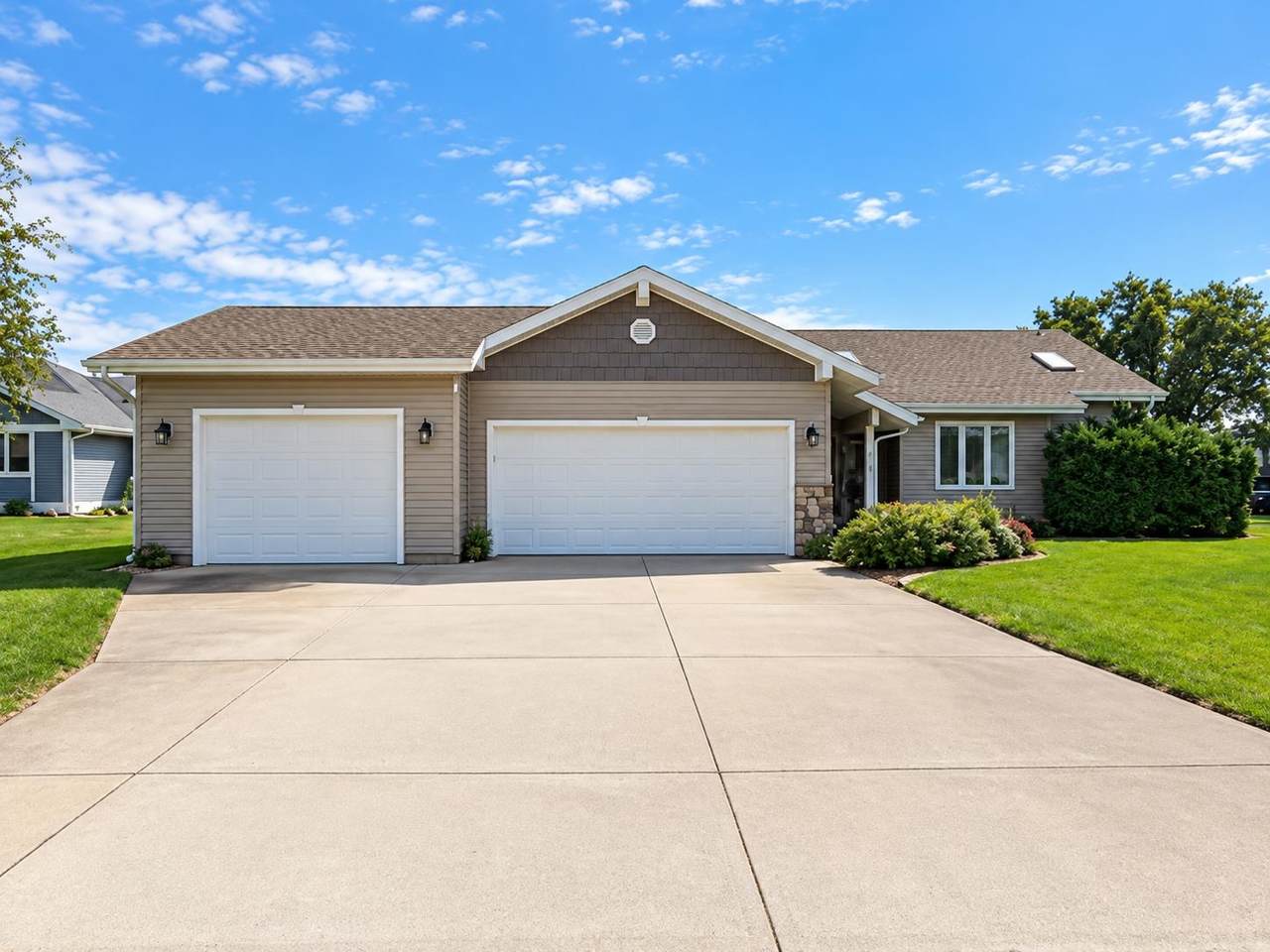 3105 Eagle Lane - Photo 1