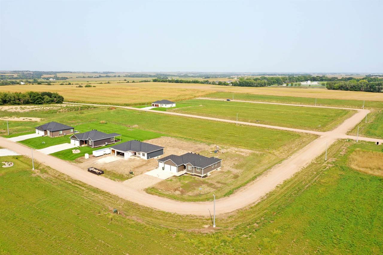8398 Trailridge Plaza - Photo 1