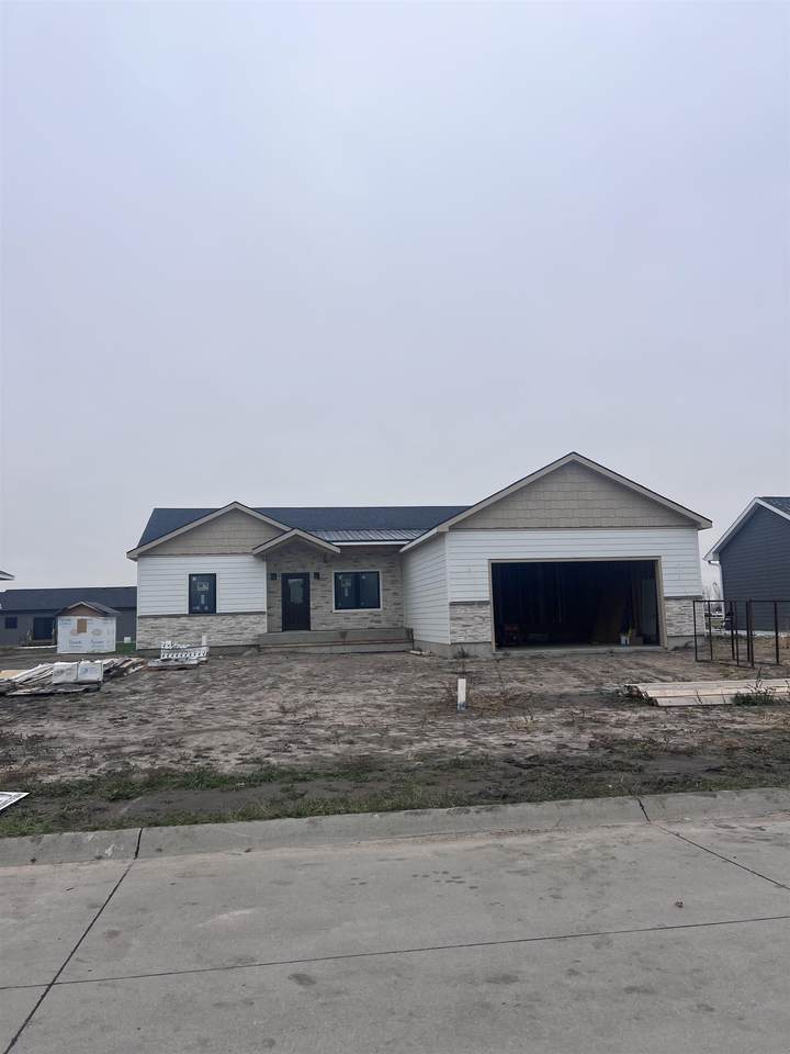 506 22ND STREET - Photo 1