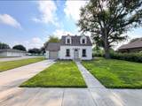 905 2nd Street - Photo 1