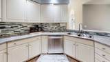 2823 Brentwood Blvd - Photo 13