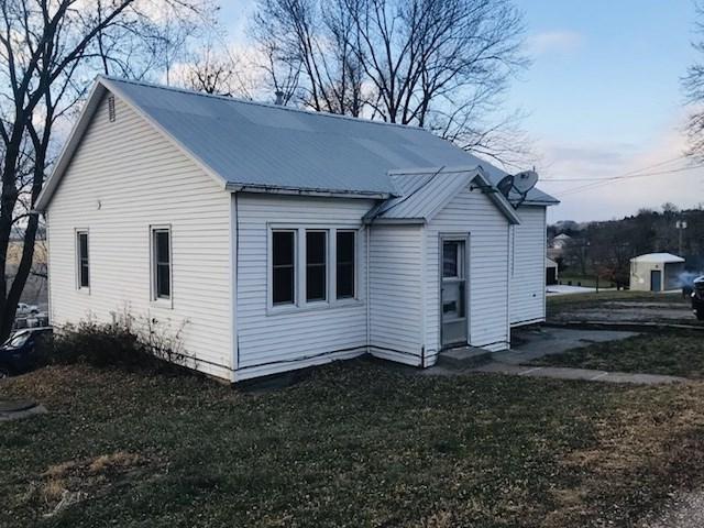 200 Oak Street - Photo 1