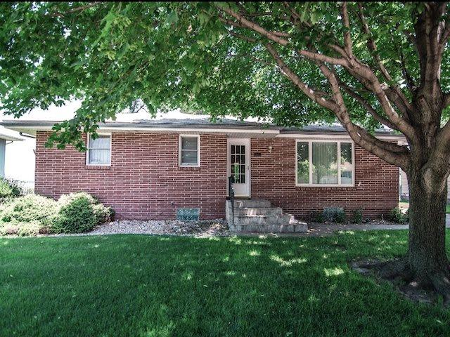 2853 17TH AVENUE - Photo 1