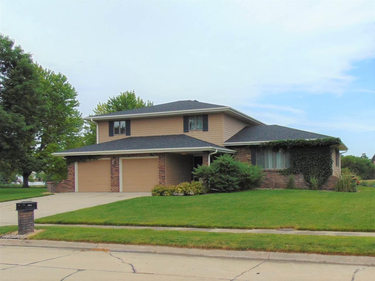 3571 Linden Drive - Photo 1