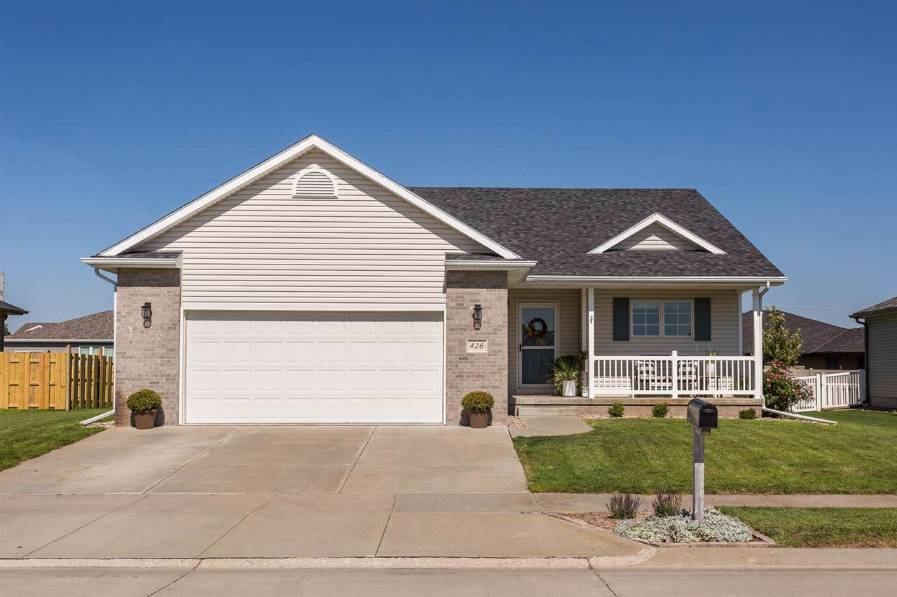426 Centennial - Photo 1