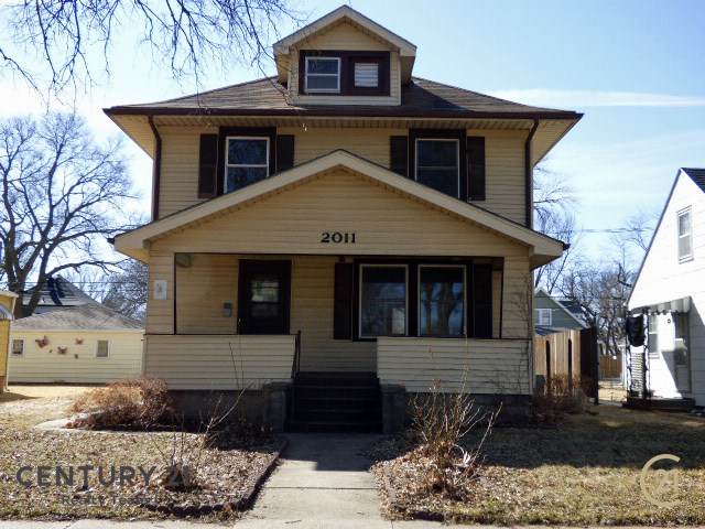 2011 17TH STREET - Photo 1