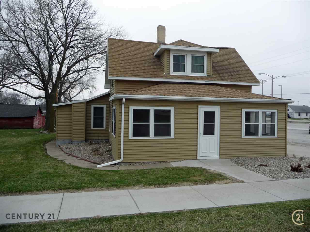 719 Willard Avenue - Photo 1