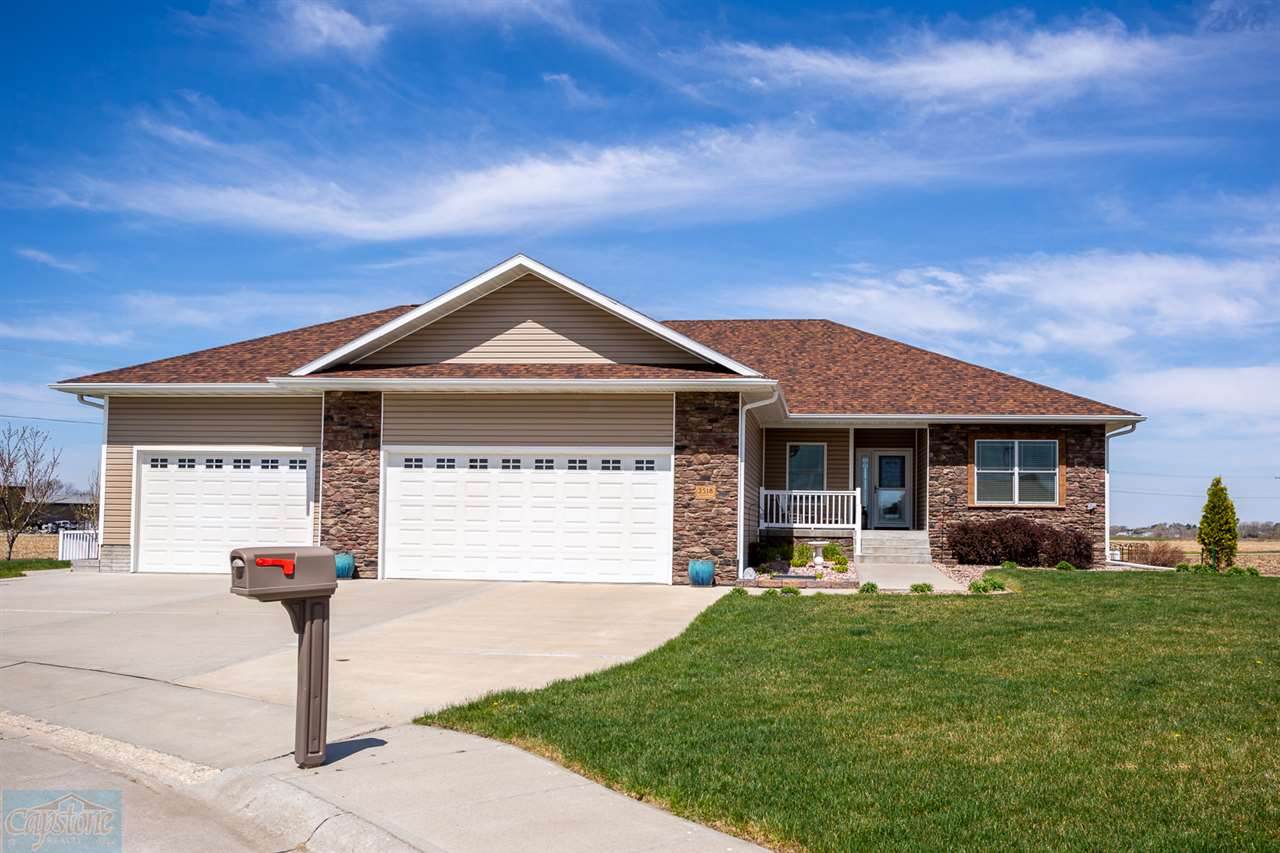 2518 Deermont Place - Photo 1