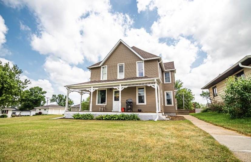 401 Pine Street - Photo 1