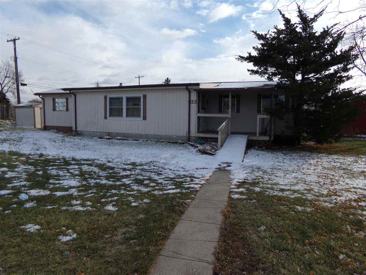 #33 2500 4TH AVENUE - Photo 1