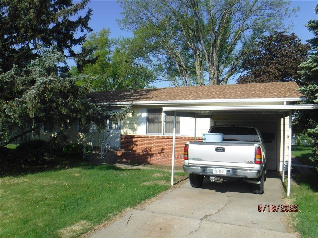 1725 F Street - Photo 1