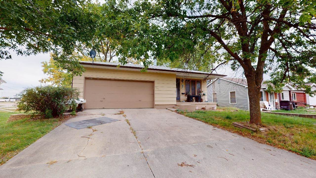 603 1ST STREET - Photo 1