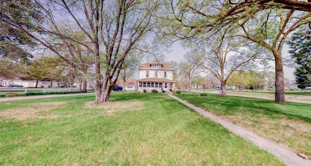 102 Johnson Street - Photo 1
