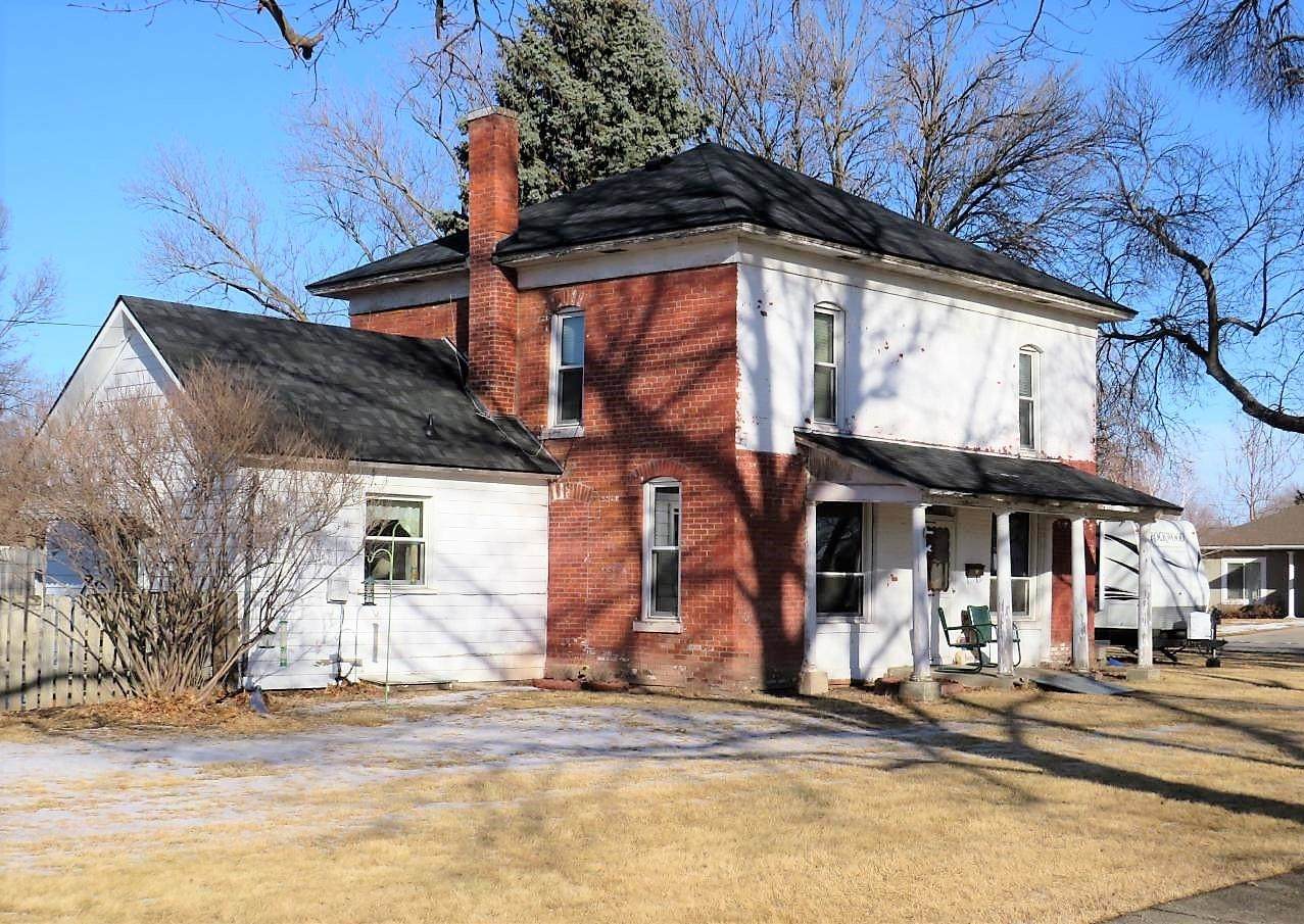 984 D Street - Photo 1
