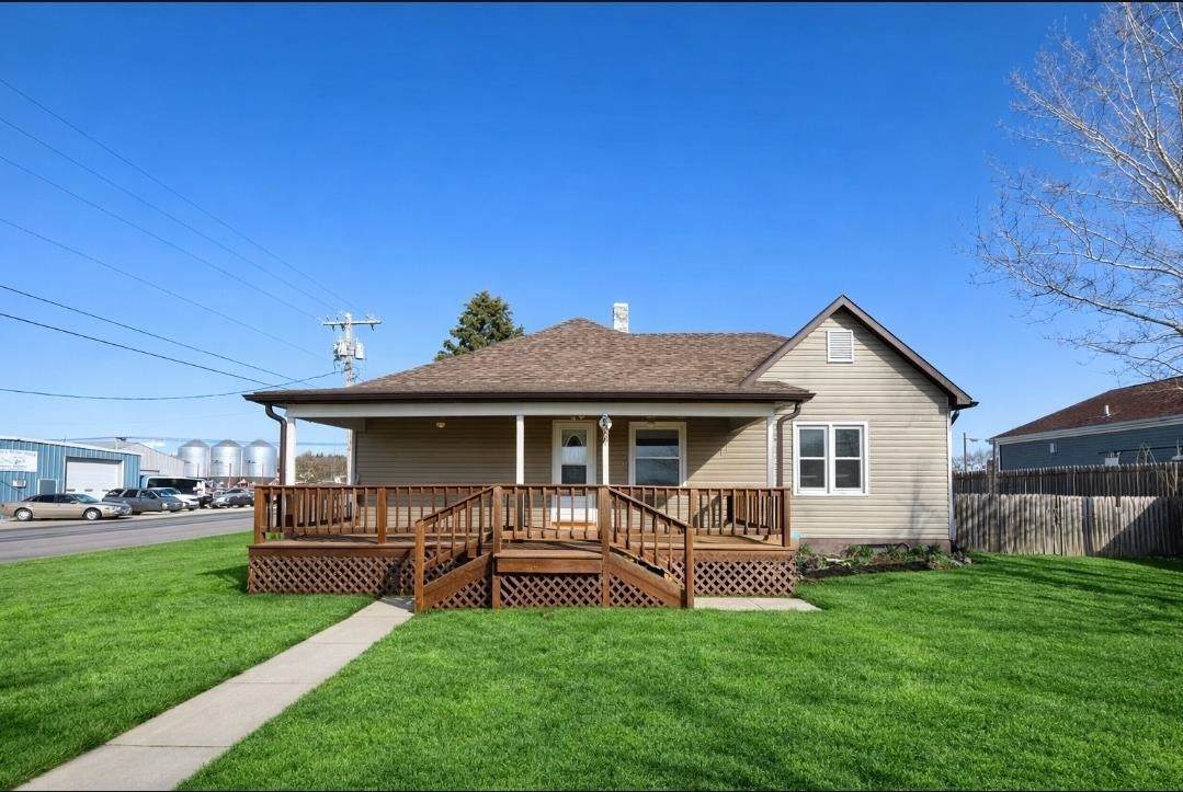 222 Saint Clare Avenue - Photo 1