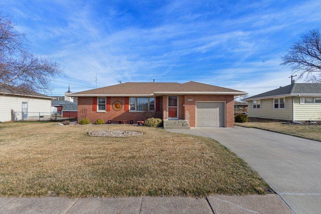 2212 24th Street - Photo 1