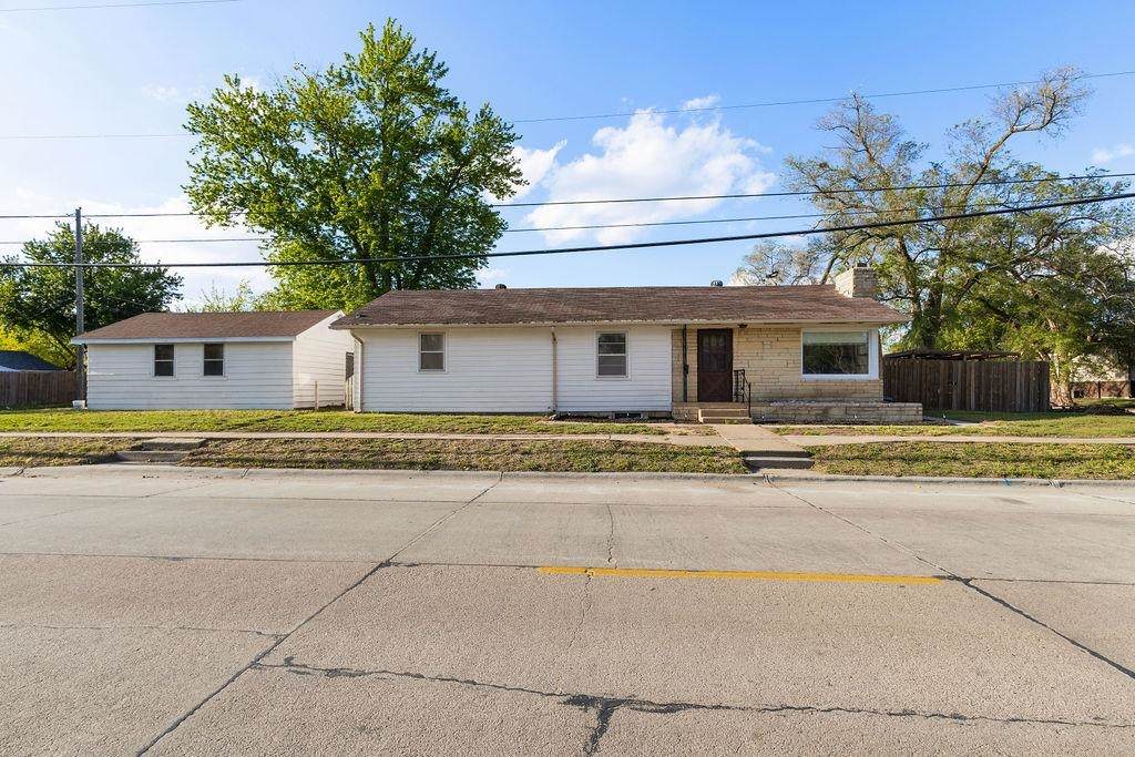 3804 15th Street - Photo 1