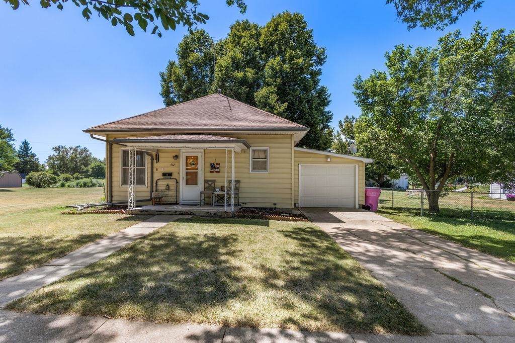 412 Madison Street - Photo 1