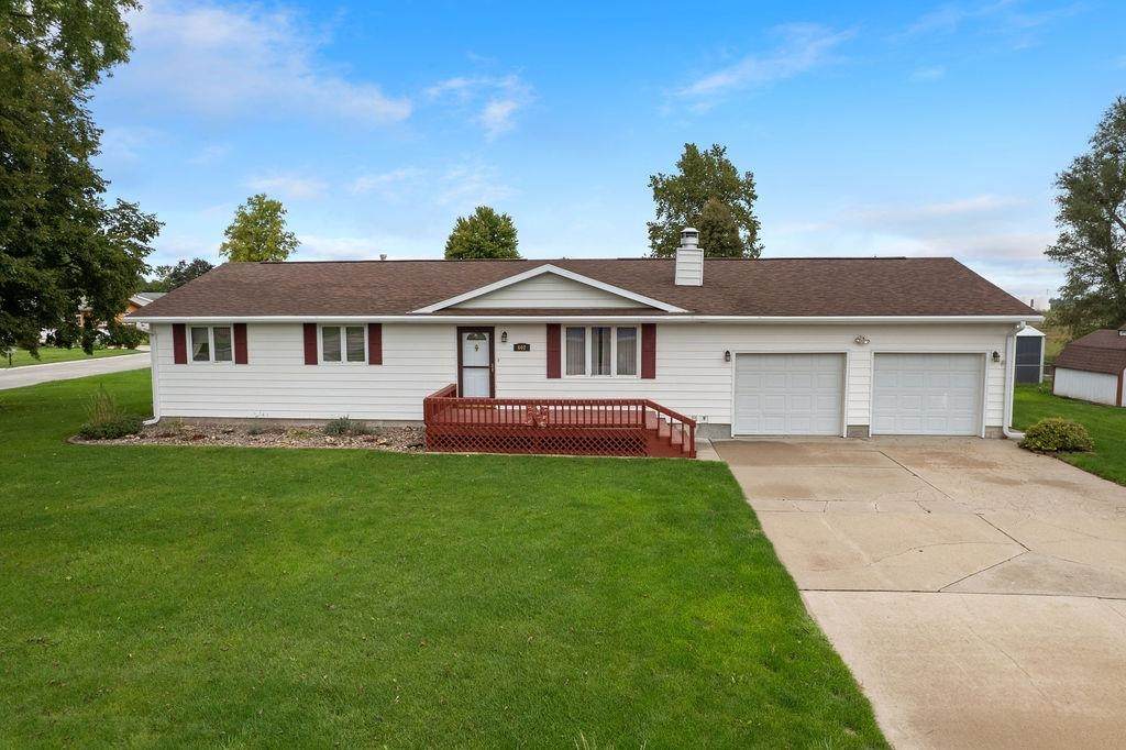 602 18th Street - Photo 1