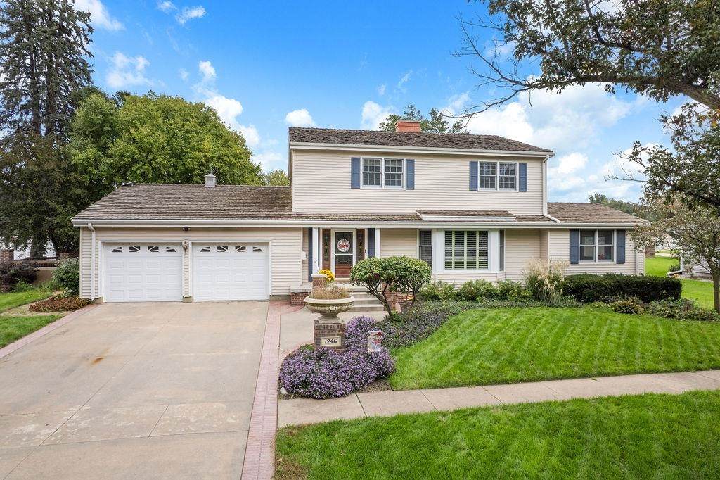 1246 6th Street - Photo 1