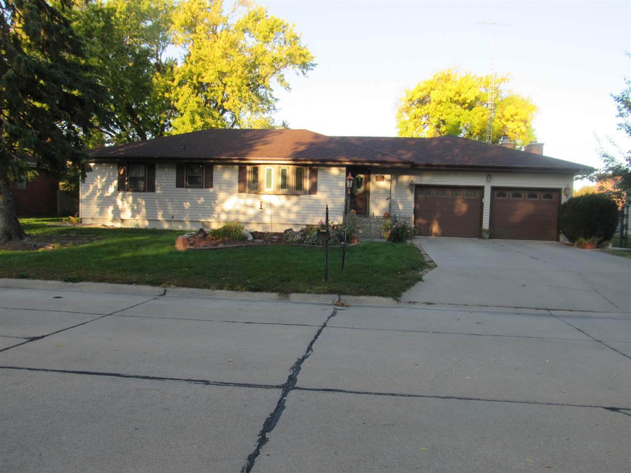 2580 43RD AVENUE - Photo 1