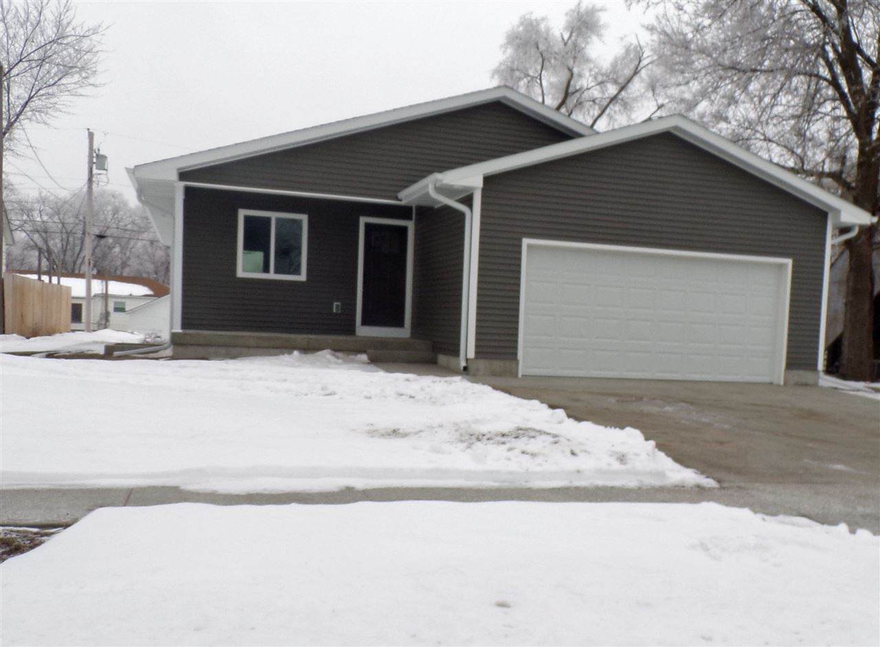 3651 51ST AVENUE - Photo 1