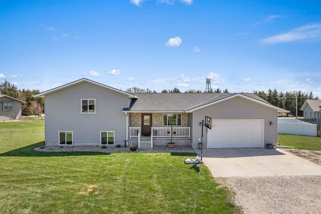 1300 Vernon Lane - Photo 1