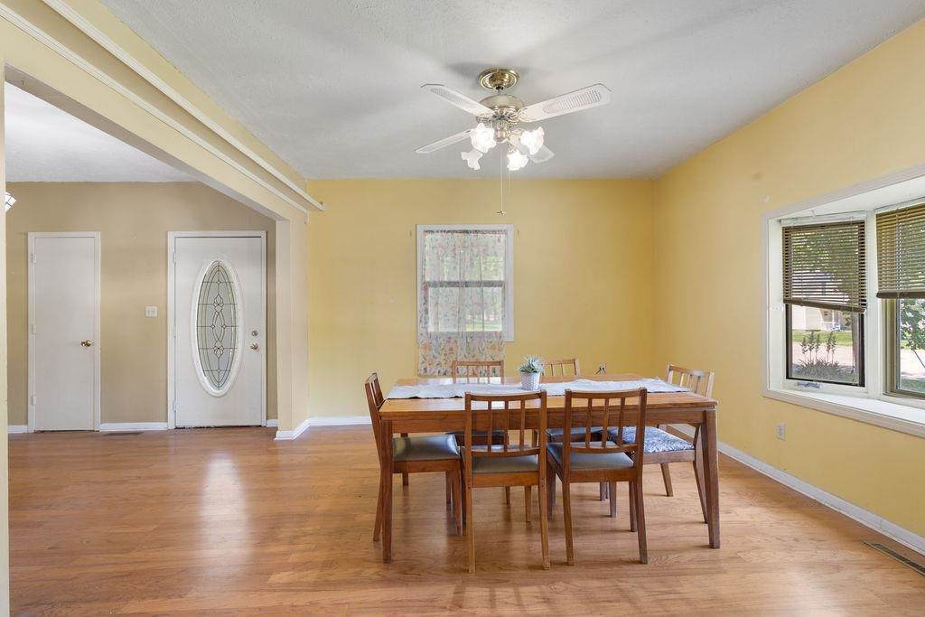 1921 10th Street - Photo 1