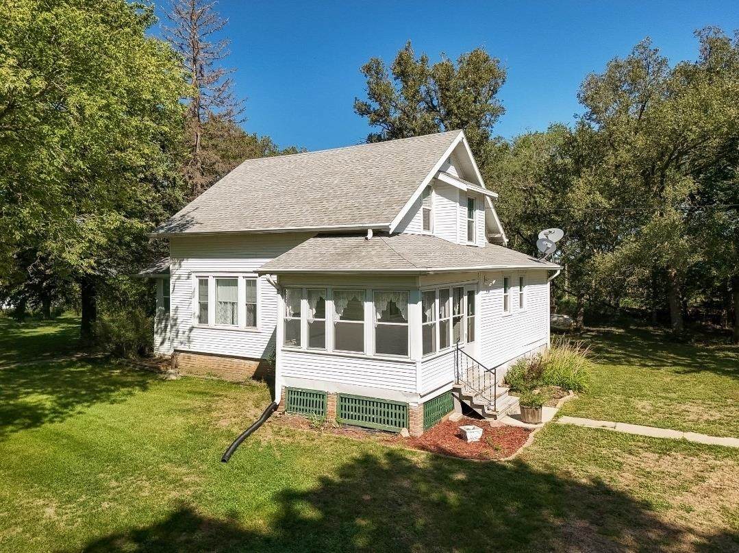 2760 Nebraska 14 - Photo 1