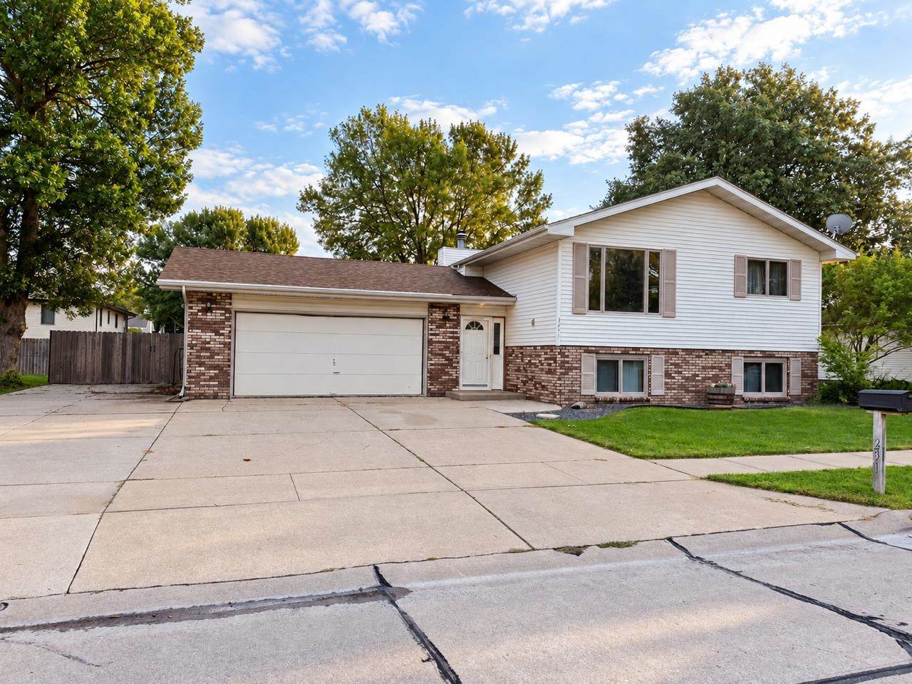 3251 Fairlane Avenue - Photo 1