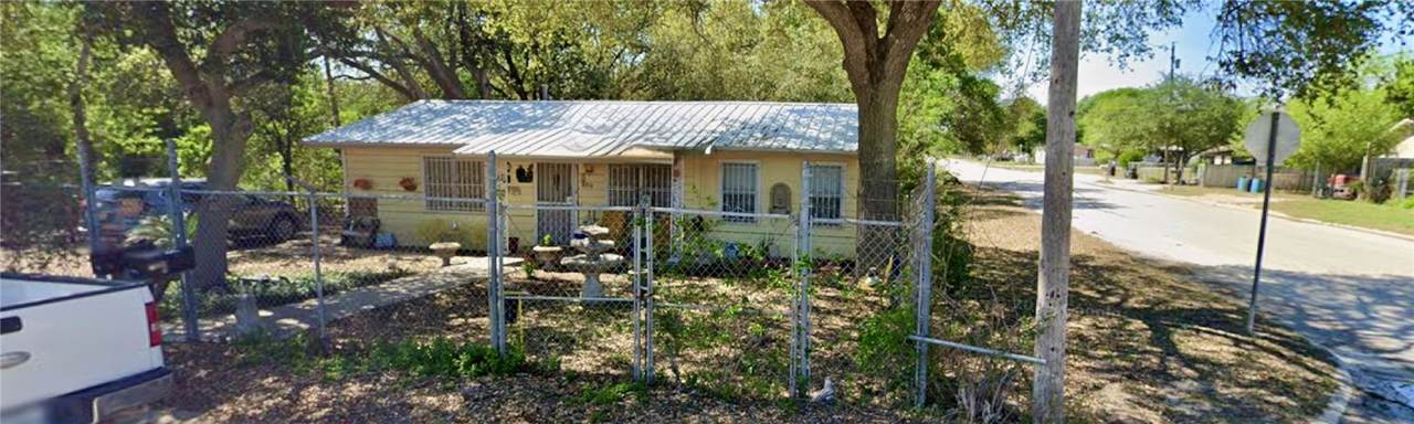 511 Dr E E Dunlap Street - Photo 1