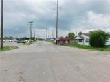 2214 Winnebago Street - Photo 4