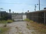 618 Staples Street - Photo 3