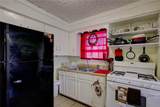 940 Dolores Street - Photo 16