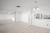 318 Cotter Avenue - Photo 23