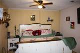 405 Walton Street - Photo 17