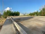 1414 State Highway 35 (Business) - Photo 15