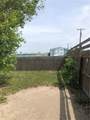 325 Oaks Avenue - Photo 15