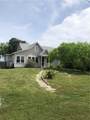 325 Oaks Avenue - Photo 2